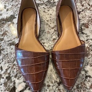 J Crew Brown Crocodile Pattern Flats